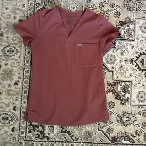 Catarina One-Pocket Scrub Top